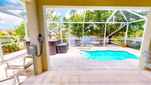 2323 NW Padova Street, Port St. Lucie, FL 34986