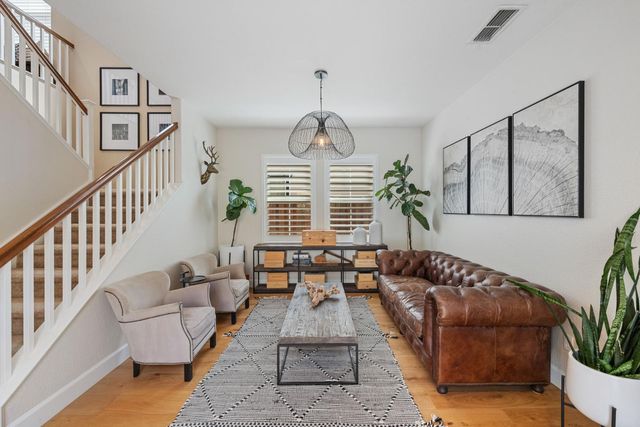 527 W Questa Trl, Mountain House, CA 95391