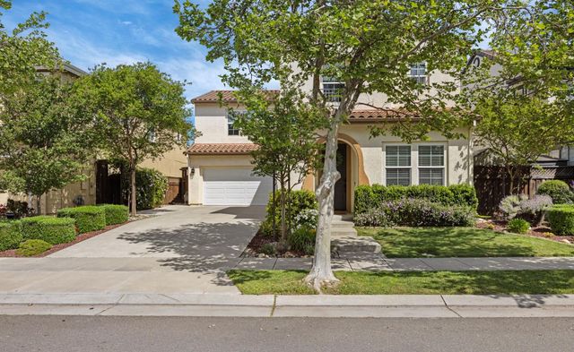 527 W Questa Trl, Mountain House, CA 95391