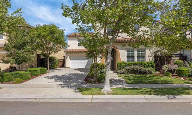 527 W Questa Trl, Mountain House, CA 95391