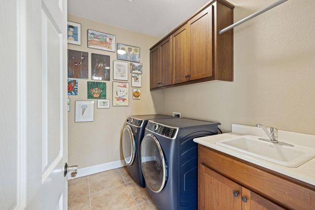 527 W Questa Trl, Mountain House, CA 95391