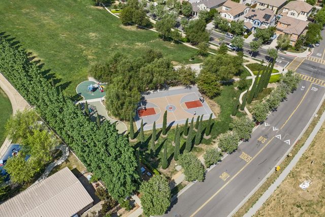 527 W Questa Trl, Mountain House, CA 95391