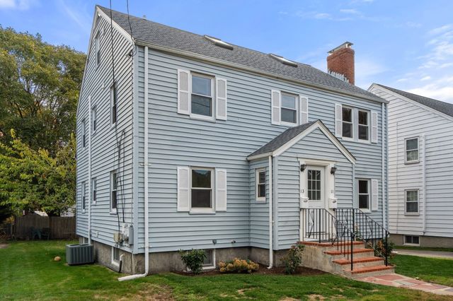 11-13 Cross Street 11, Belmont, MA 02478