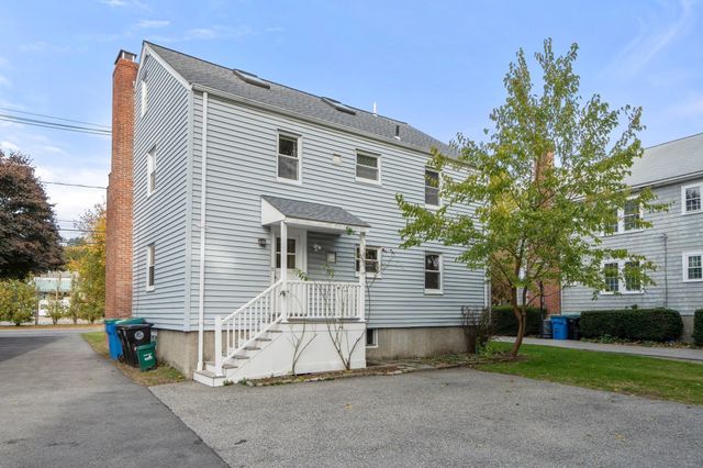 11-13 Cross Street 11, Belmont, MA 02478