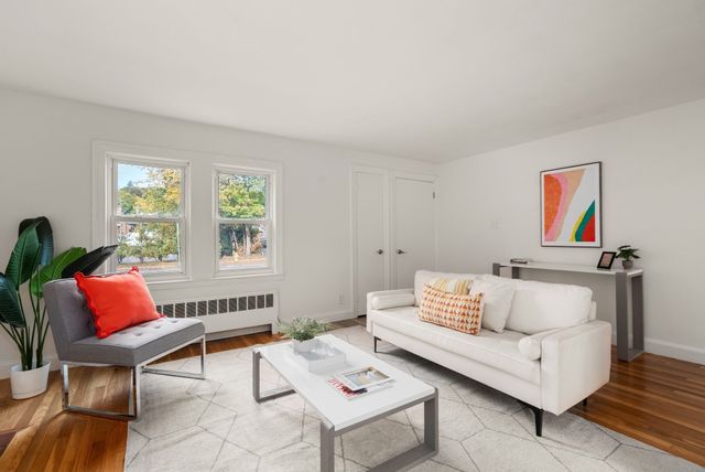 11-13 Cross Street 11, Belmont, MA 02478
