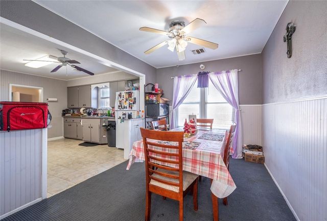 10553 S State Highway 71, Danevang, TX 77437