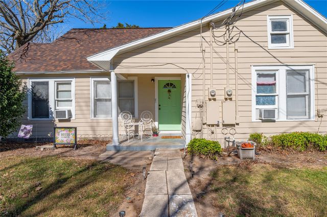 10553 S State Highway 71, Danevang, TX 77437