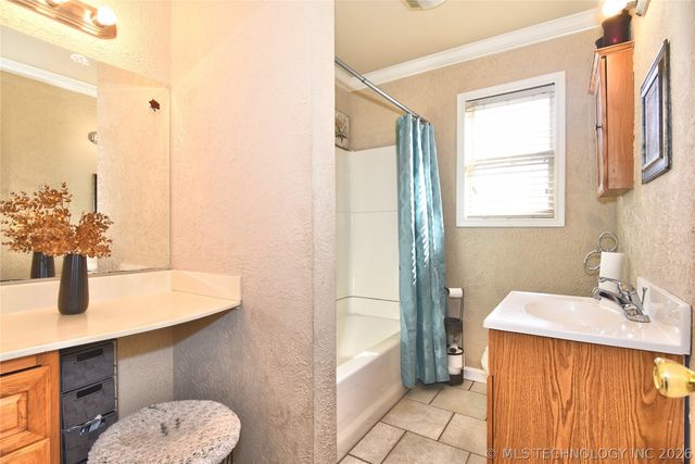 1810 W Independence Street N, Tulsa, OK 74127