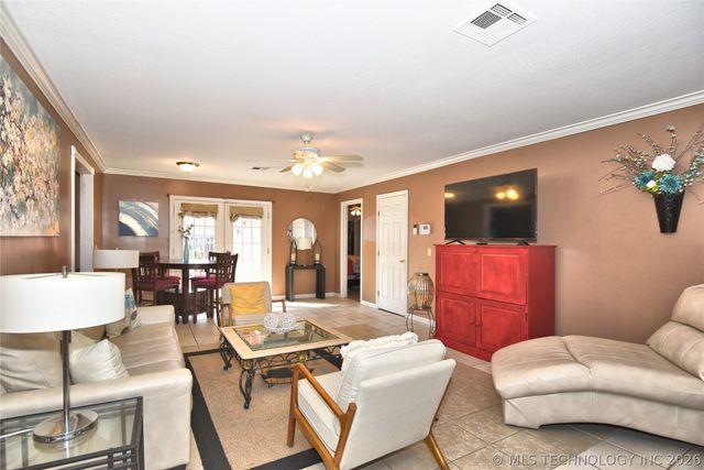 1810 W Independence Street N, Tulsa, OK 74127