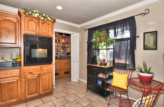 1810 W Independence Street N, Tulsa, OK 74127