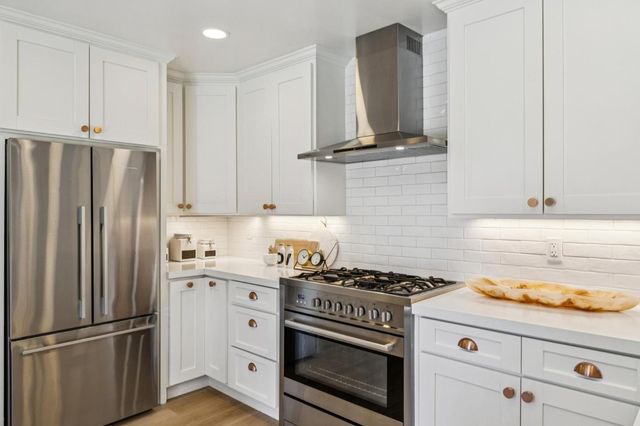 2614 Ohio Avenue, Redwood City, CA 94061