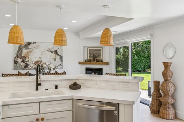 2614 Ohio Avenue, Redwood City, CA 94061