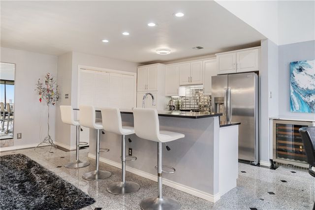 1400 Ocean Dr 1104A, Corpus Christi, TX 78404