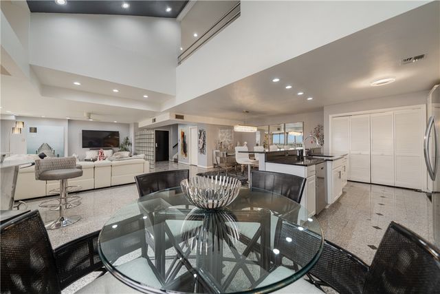 1400 Ocean Dr 1104A, Corpus Christi, TX 78404