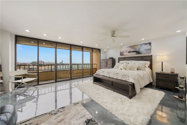 1400 Ocean Dr 1104A, Corpus Christi, TX 78404