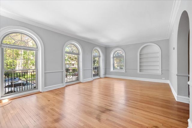 1414 Dobson Street 1, Evanston, IL 60202