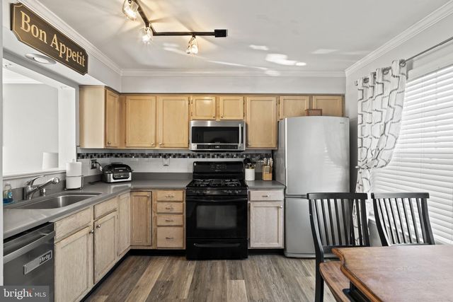 212 RIVER CT, Fieldsboro, NJ 08505