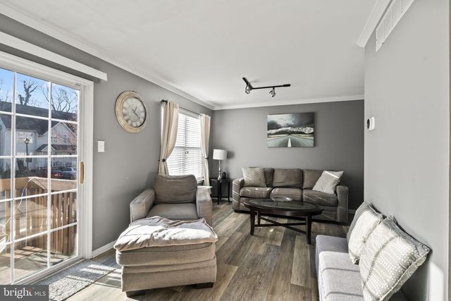 212 RIVER CT, Fieldsboro, NJ 08505