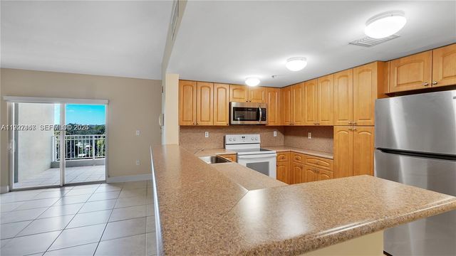 120 S Douglas Rd 505, Medley, FL 33134