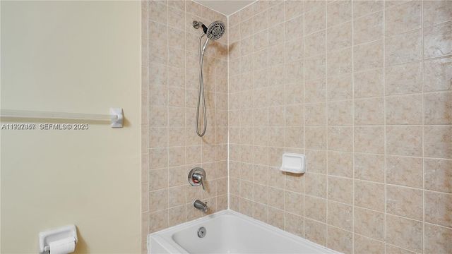 120 S Douglas Rd 505, Medley, FL 33134