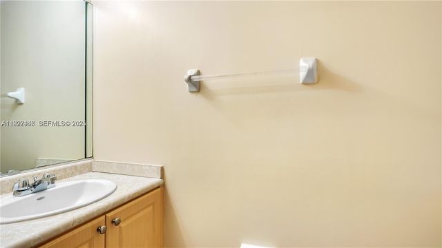 120 S Douglas Rd 505, Medley, FL 33134