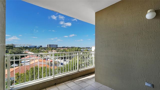 120 S Douglas Rd 505, Medley, FL 33134