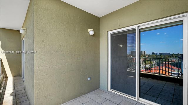 120 S Douglas Rd 505, Medley, FL 33134