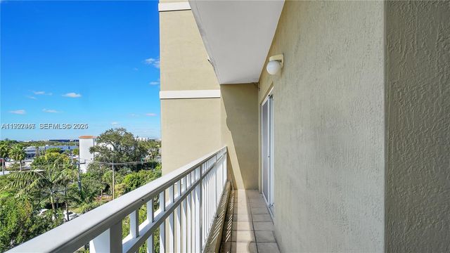 120 S Douglas Rd 505, Medley, FL 33134