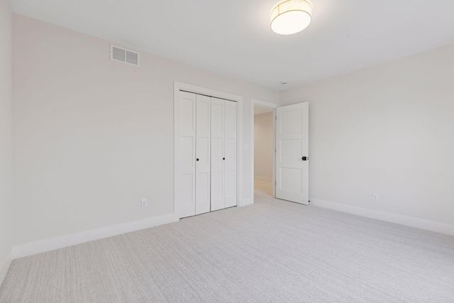 330 11th Avenue N, Hopkins, MN 55343