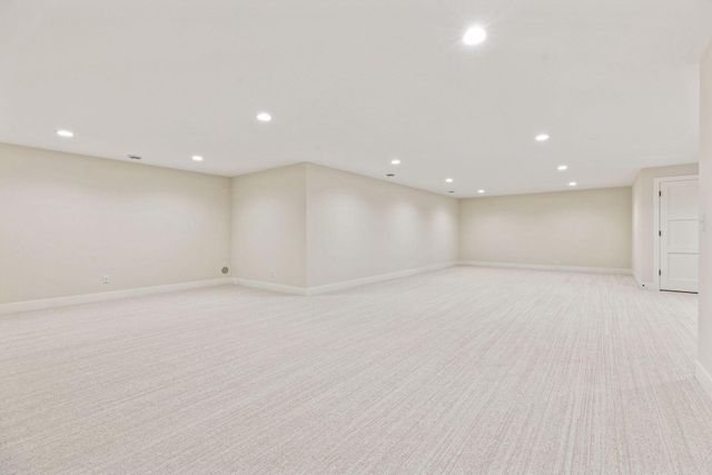 330 11th Avenue N, Hopkins, MN 55343