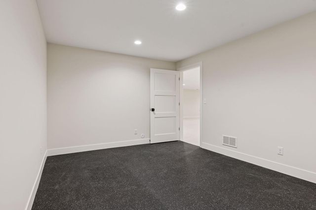 330 11th Avenue N, Hopkins, MN 55343