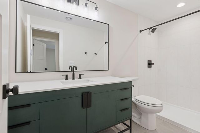 330 11th Avenue N, Hopkins, MN 55343