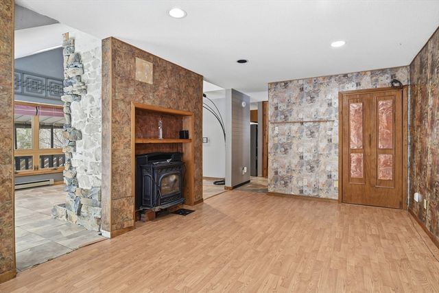 190 Dunhamtown Palmer Rd, Brimfield, MA 01010