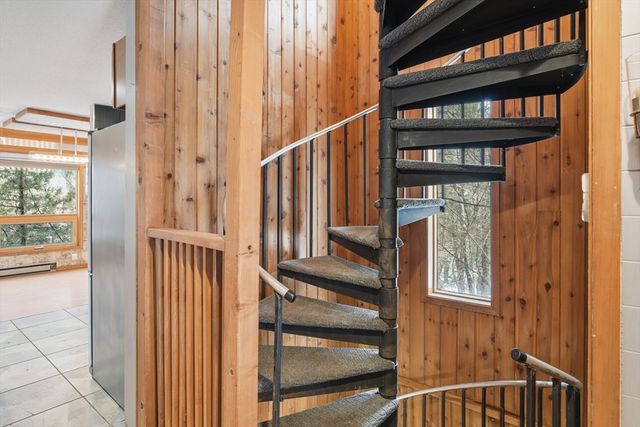 190 Dunhamtown Palmer Rd, Brimfield, MA 01010