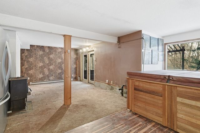 190 Dunhamtown Palmer Rd, Brimfield, MA 01010