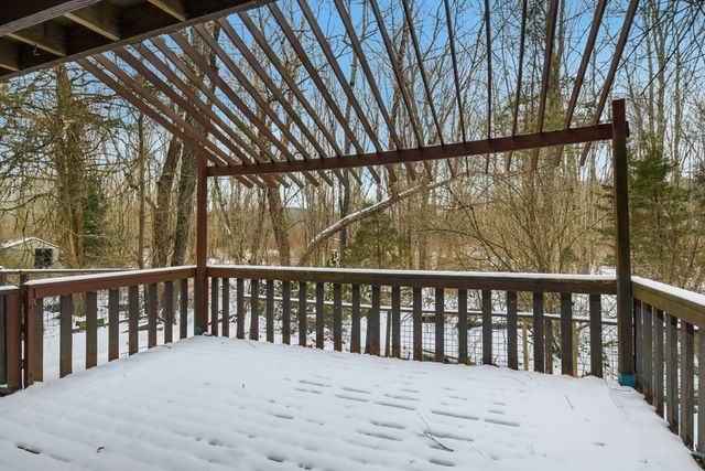 190 Dunhamtown Palmer Rd, Brimfield, MA 01010