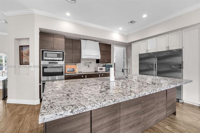 3545 Forest View Cir 0, Dania Beach, FL 33312