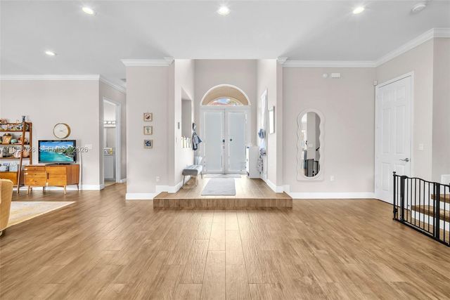 3545 Forest View Cir 0, Dania Beach, FL 33312