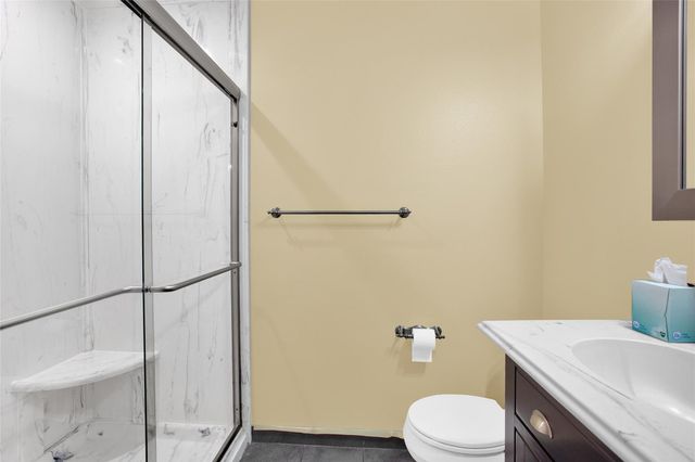 1870 Saxony Lane, Nassau Bay, TX 77058