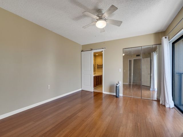 375 S Waverly Place 1D, Vero Beach, FL 32960