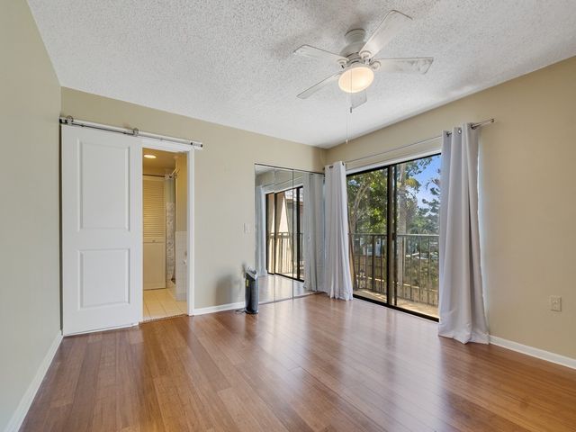 375 S Waverly Place 1D, Vero Beach, FL 32960