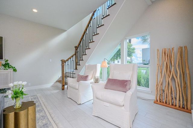 1871 Bay Shore Dr, Rockport, TX 78382