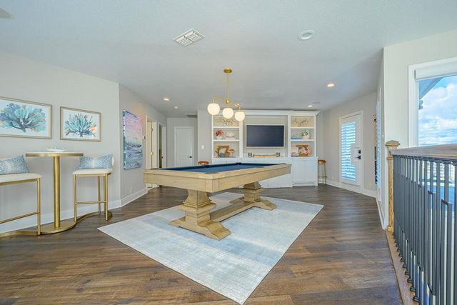 1871 Bay Shore Dr, Rockport, TX 78382