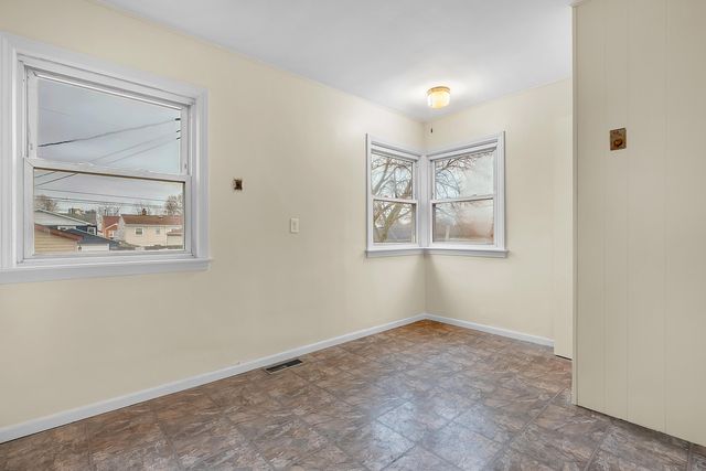 2727 Birch Avenue, Whiting, IN 46394