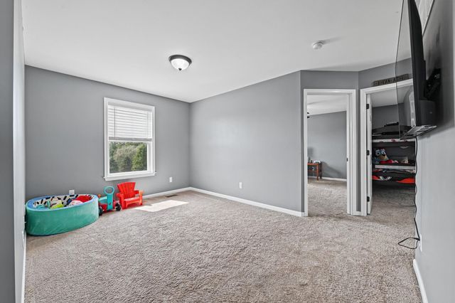1963 Montpelier Drive, Hebron, KY 41048