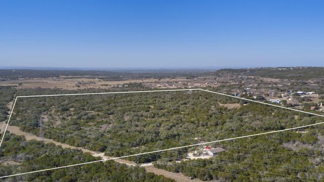 401 Hilltop DR, Burnet, TX 78611