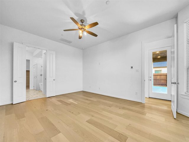 510 Rita Blanca Drive, Webster, TX 77598