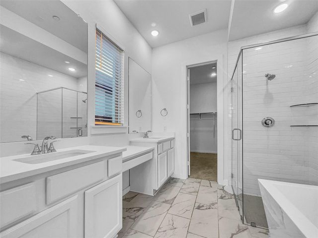 510 Rita Blanca Drive, Webster, TX 77598