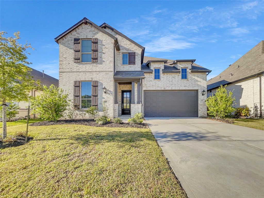510 Rita Blanca Drive, Webster, TX 77598