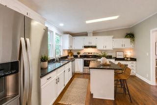 1050 Glendale Rd, White Bluff, TN 37187
